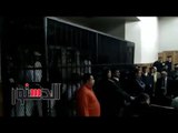 الدستور | قاتل القمص سمعان شحاتة بالمرج يسب الموجودين بالمحكمة
