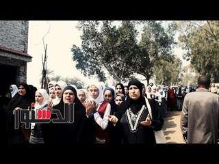 الدستور - لحظة إنهيار طالبات مدرسة ميت اشنا خلال دفن شهيد العمليات العسكرية في سيناء