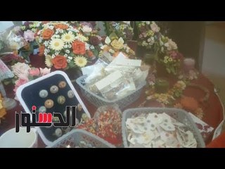 الدستور | "أسماء" تصنع مناظر طبيعية ولوحات فنية من عجين السيراميك