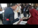 الدستور - وزير النقل يدلي بصوته بالانتخابات الرئاسية