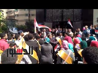 الدستور - طلاب معهد التعاون يحثون المواطنين للمشاركة بالانتخابات