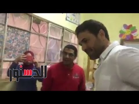الدستور - أحمد عز يدلى بصوته فى الانتخابات بلجان المعادى