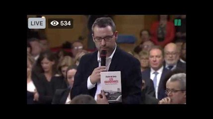 Le cadeau d'un maire à Macron au grand débat