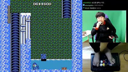 Un Coréen joue à Megaman avec les pieds !