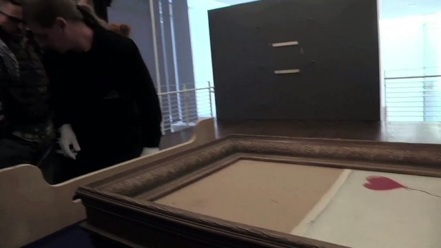 Schredder-Bild von Banksy in Baden-Baden zu sehen