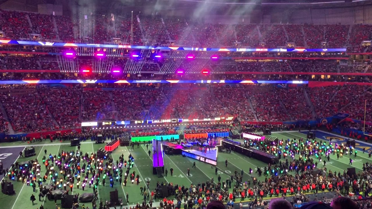 Watch the Super Bowl LIII halftime show get set up in just 30 seconds