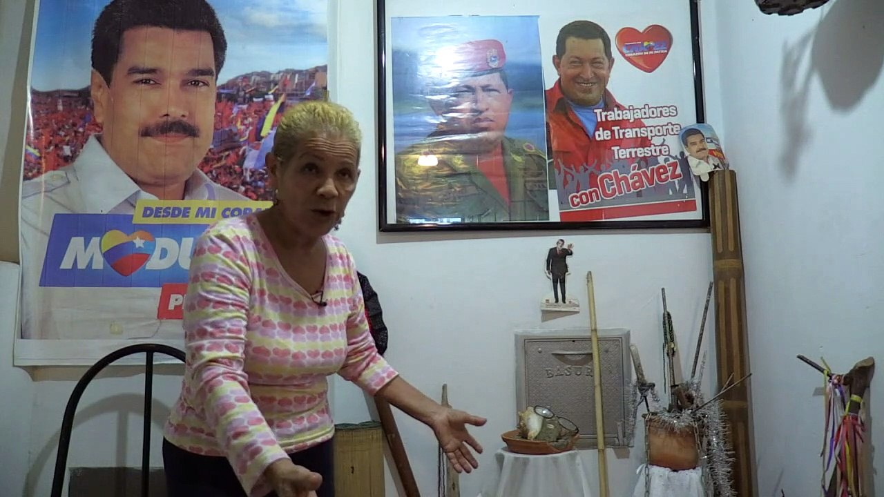 Santeria-Priesterin glaubt an Maduro und den 'heiligen Chavez'