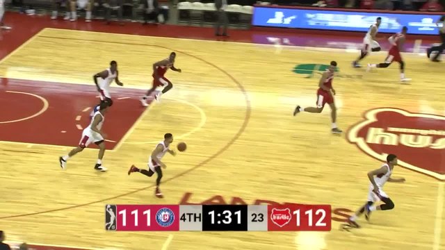 Clippers Two-Way Player Angel Delgado Posts 19 PTS, 19 REB & 4 AST For Agua Caliente Clippers