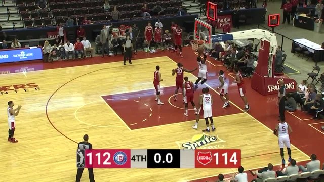 Doral Moore (17 points) Highlights vs. Agua Caliente Clippers