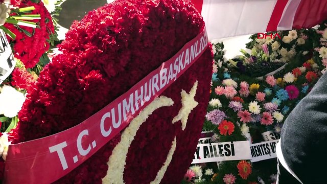 Aydın Denktaş toprağa verildi