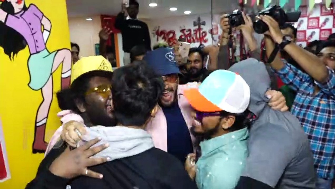 Ranveer Singh And Alia Bhatt ENERGETIC RAP With...