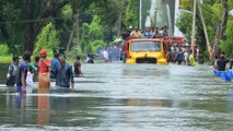 കേരളം 102 കോടി രൂപ പ്രളയ ബില്ല് അടയ്ക്കണമെന്ന് കേന്ദ്രം #Keralafloods | oneindia malayalam