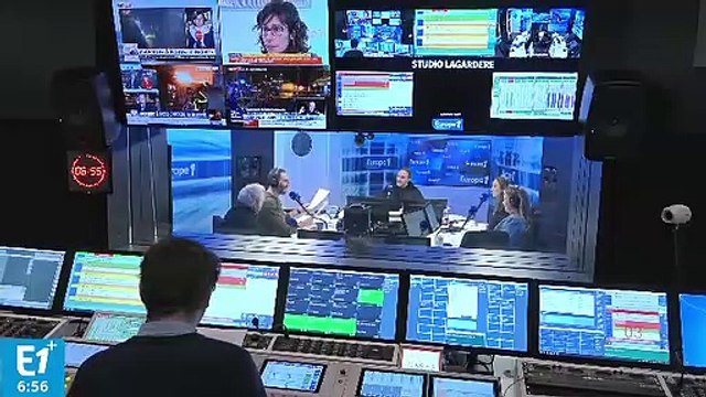 Matthieu Noël décrypte à sa façon la matinale de Nikos Aliagas : Le public de la 100ème matinale n'était pas sans rappeler les fans les plus extrêmes d'Iron Maiden ou ACDC