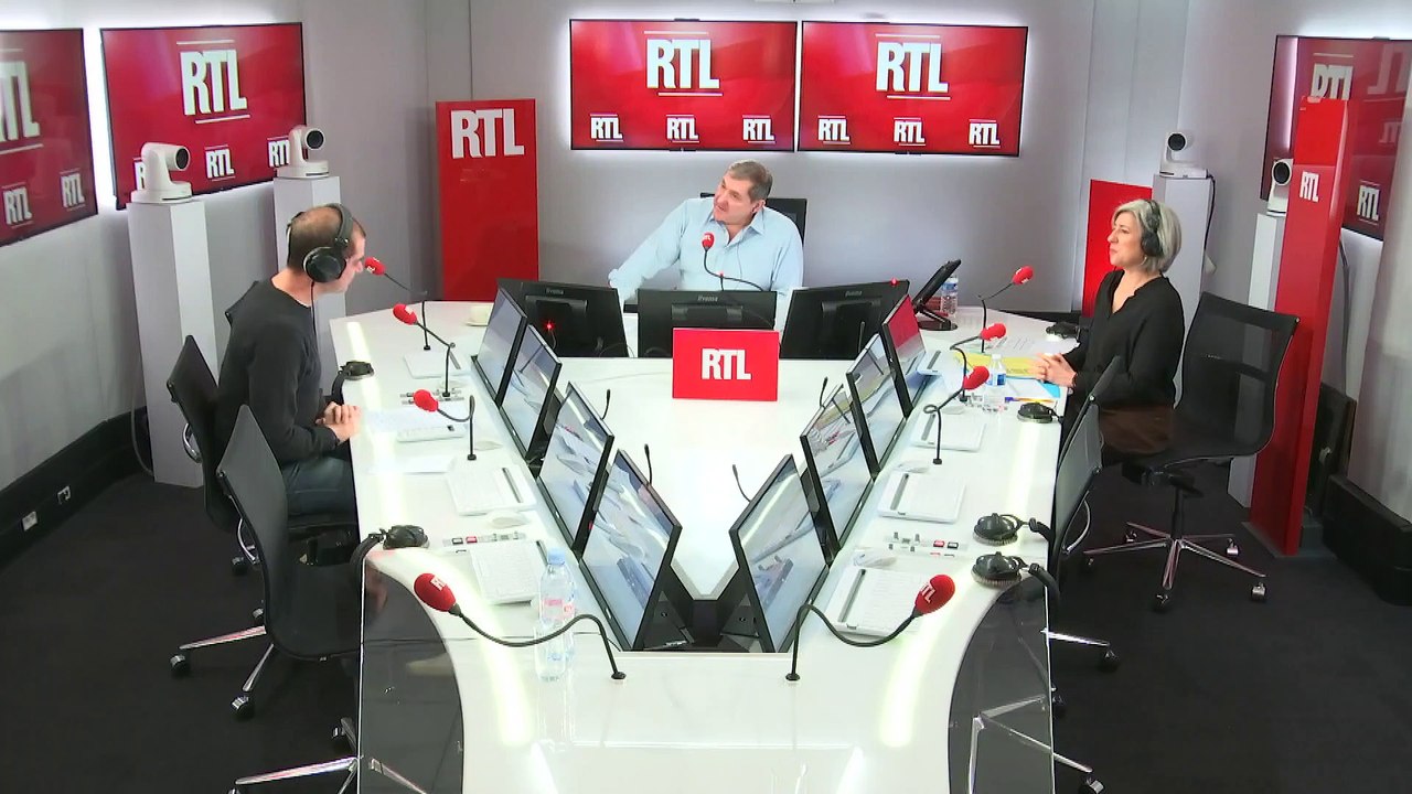 Un tournoi de ping-pong avec des poêles