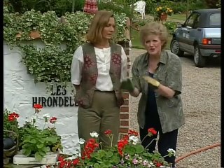 French Fields 2x03 Sheep May Safely Graze