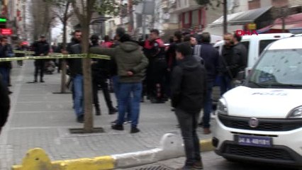 İstanbul-Avcılar'da Kuyumcu Soygunu Girişimi Soyguncuların Bıraktığı Paket Polisi Alarma Geçirdi