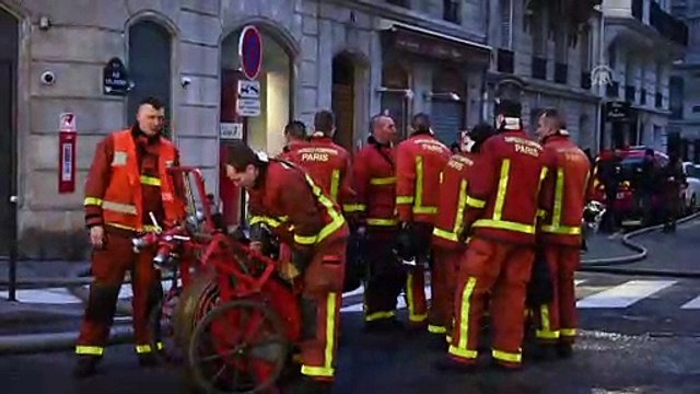 Paris'te bina yangını: 8 ölü, 30 yaralı - PARİS