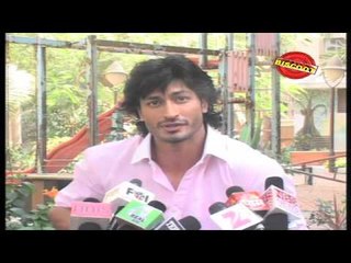 Vidyut Jamwal on the sets of CID