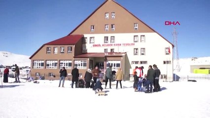 Bingöl En Uzun Süreli Açık Kalan Kayak Merkezi Hesarek'i 55 Bin Kişi Ziyaret Etti