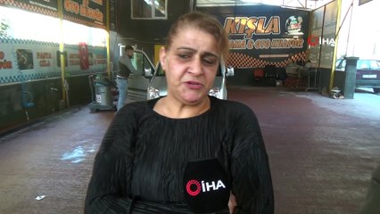 Kocası vefat edince 4 çocuğuna bakmak için oto yıkamacı açtı