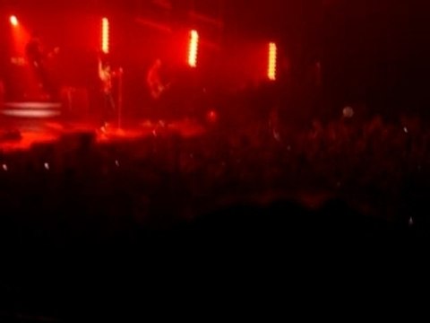 arrivée de Superbus au Zénith de Paris 23/11/07