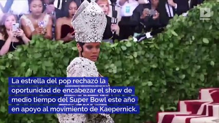 Rihanna reafirma apoyo a Colin Kaepernick durante el Super Bowl