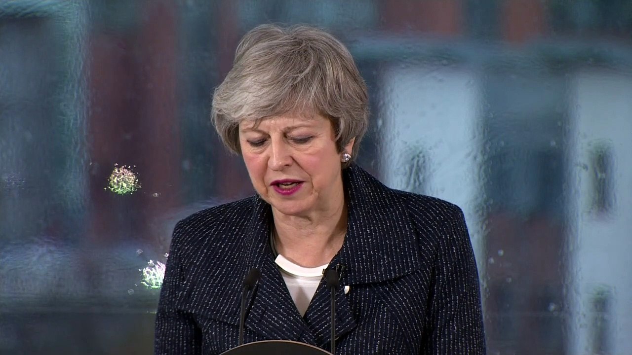 May: Changes to the Irish backstop is the key Brexit issue