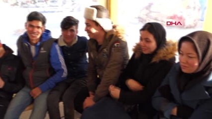 Çanakkale Ayvacık'ta 33 Kaçak Göçmen Yakalandı