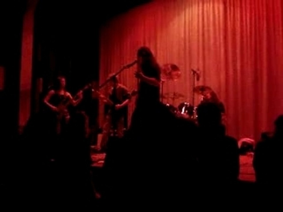 Lostyron rockorry 5 Grand mère s'en va en guerre