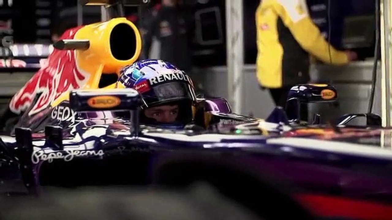 F1 NEWS 2018 - RENAULT SPORT: F1 2018 DARK HORSE [THE INSIDE LINE TV SHOW]