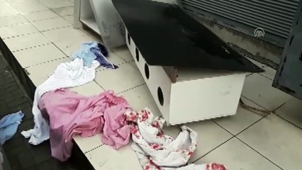 Sokak köpeklerinin kedievine saldırısı kamerada - DENİZLİ