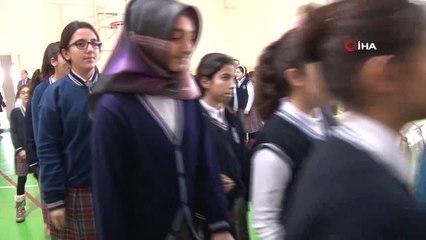 Elazığ'da 10 İlçedeki Okullara Spor Malzemesi Desteği