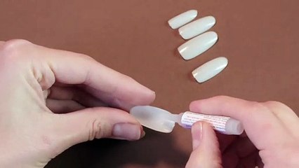 Beauty-Tutorial: Umwerfende "Stiletto Nails " wie die Stars