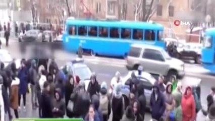 Rusya'da Bomba İhbarları Paniğe Yol Açtı