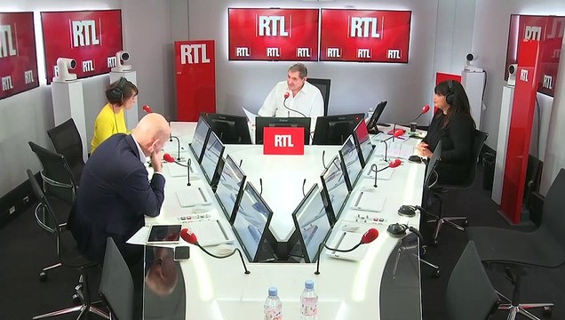 Les actualités de 7h30 - Le foot féminin, c'est plus de place sur le canapé , dit la ministre des s