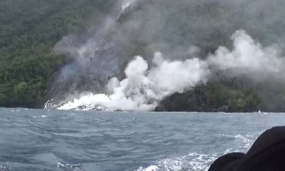 Lava Gunung Karangetang Mulai Capai Lautan