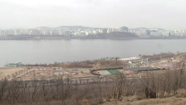 [날씨] 겨울 황사에 미세먼지↑...내일 찬 바람에 해소 / YTN