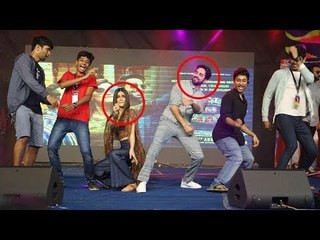 Kriti Sanon & Ayushmann Khurrana Set The STAGE ON FIRE At Umang 2017