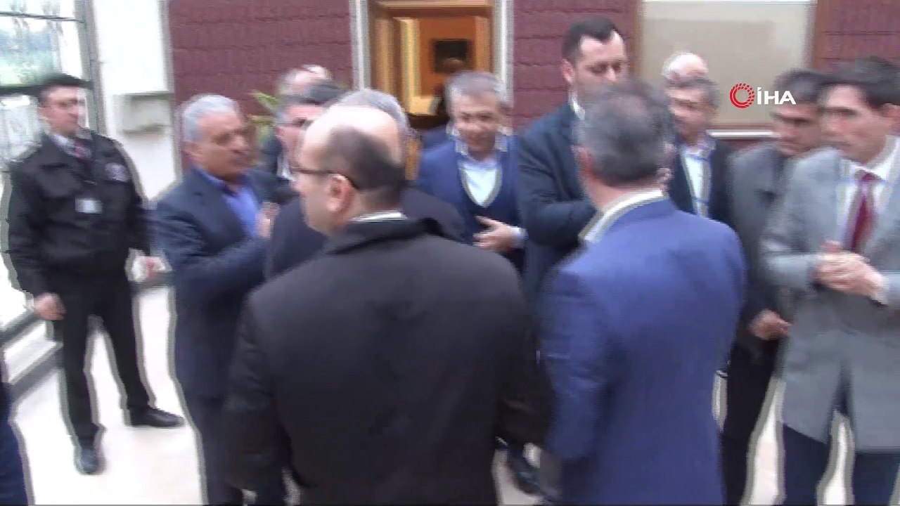 Genç kız İsmail Erdem’i bowling turnuvasına davet etti