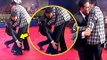 Akshay Kumar Shows Respect For Amitabh Bachchan By Touching His FEET In Public At IFFI 2017 Goa