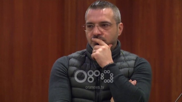 Ora News - Saimir Tahiri mbërrin tek Krimet e Rënda