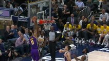 Turner cooks Kuzma in 'smothered chicken' block