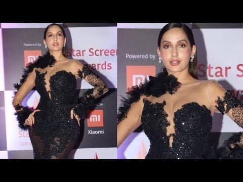 Dilbar Babe NORA FATEHI Looks H0T @STAR SCREEN AWARDS 2018