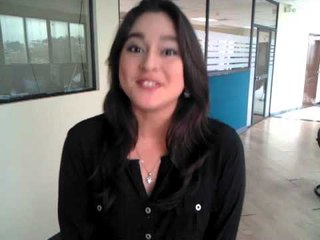 AVANCE KAREN EN CORTO