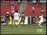 Emelec anota el primer gol en el arco de Liga de Quito