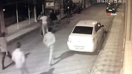 Tekme ve Yumruklar Havada Uçuştu... Bursa'da Meydan Muharebesi Güvenlik Kamerasında