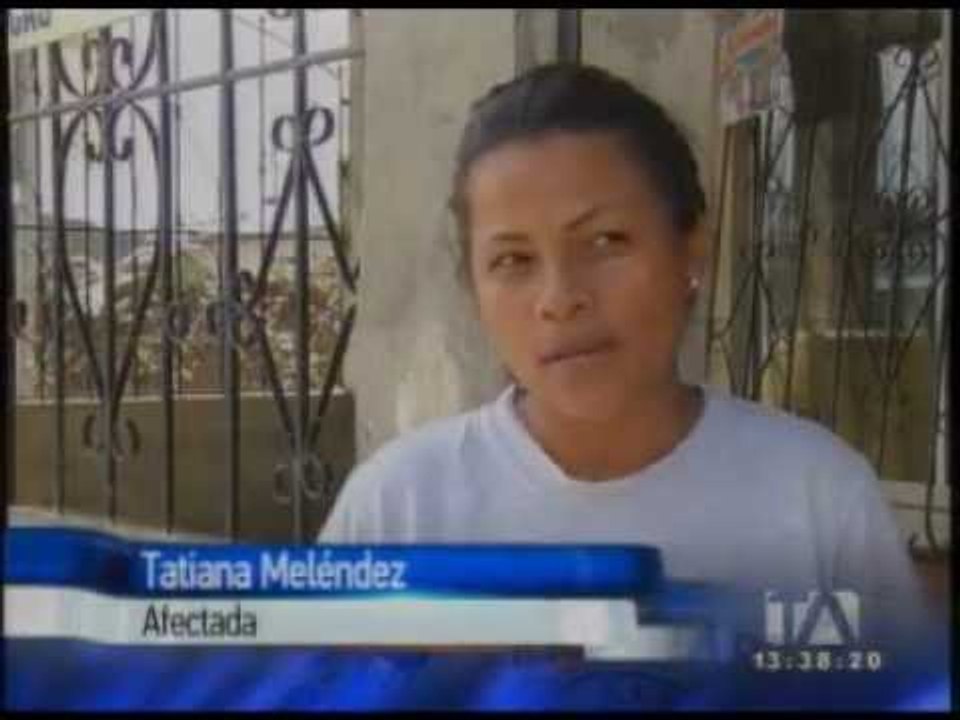 Damnificados de Socio Vivienda Uno en Guayaquil esperan ayuda de las autoridades