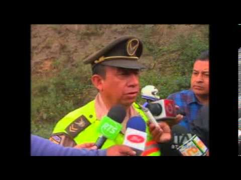 Un muerto y ocho heridos dejó accidente de tránsito en la vía a Papallacta