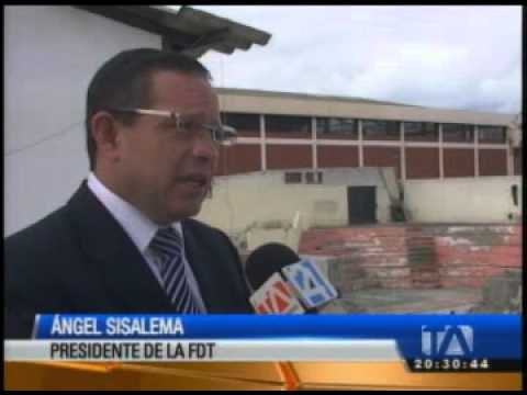 Ambato: escenarios deportivos están en pésimo estado