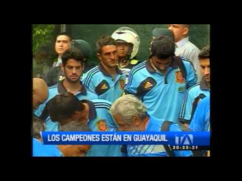 La selección de España arribó pasadas las 15 horas a Guayaquil